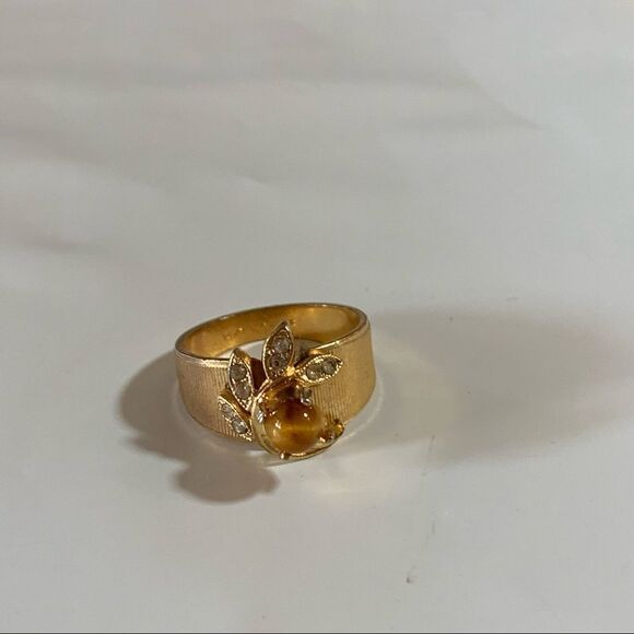 Vintage 18K HGE Flower Ring w/ Tigers Eye Stone & Crystals Sz 6.5 Gorgeous - Picture 2 of 7